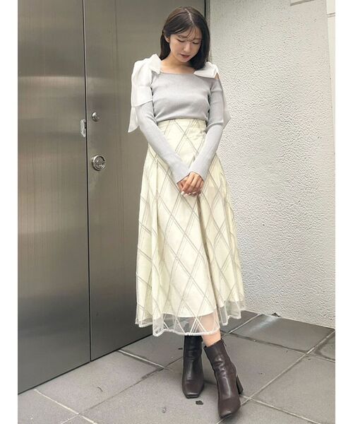 セール】ショルダーリボンオフショルロングスリーブニット