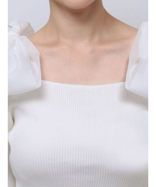 MERCURYDUO(マーキュリーデュオ)の「ショルダーリボンオフショルロングスリーブニット(ニット/セーター・レディース・チャコールグレー/ブラック/オフホワイト/ライトグレー・FREE)」の7枚目の写真