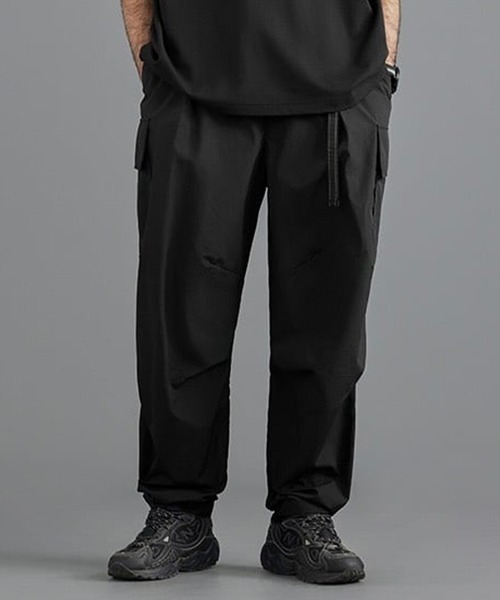 DEFLEXTION(ディフレクション)の「【DEFLEXTION / ディフレクション】Cordura fabric cargo pants / コーデュラファブリック カーゴパンツ(カーゴパンツ・メンズ・ブラック/カーキ/オフホワイト/チャコールグレー・MEDIUM/LARGE)」の3枚目の写真