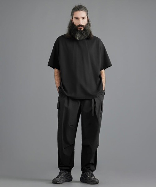 DEFLEXTION(ディフレクション)の「【DEFLEXTION / ディフレクション】Cordura fabric cargo pants / コーデュラファブリック カーゴパンツ(カーゴパンツ・メンズ・ブラック/カーキ/オフホワイト/チャコールグレー・MEDIUM/LARGE)」の6枚目の写真