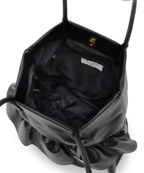 OPAQUE.CLIP(オペークドットクリップ)の「◆【A4サイズ対応】合皮ティアードフリルトートバッグ(トートバッグ・レディース・アイボリー/ブラック/チャコールグレー・00)」の11枚目の写真