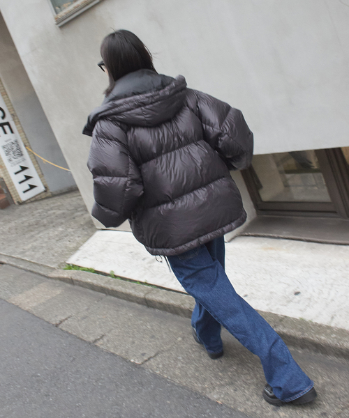 GOLDWIN（ゴールドウィン）の「別注【Goldwin/ゴールドウィン】PERTEX QUANTUM DOWN SMU GM24312（ダウンジャケット/コート・レディース・ベージュ/ブラック/チャコールグレー・SMALL/MEDIUM）」の13枚目の写真