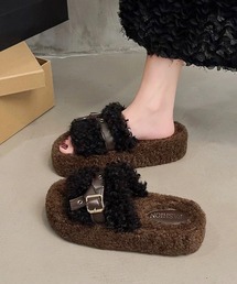 ふわふわファーサンダル厚底
