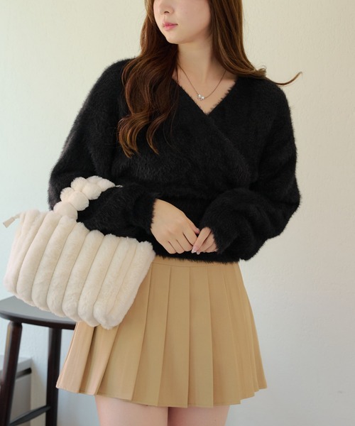 Another Branch olive des olive(アナザーブランチオリーブデオリーブ)の「シャギーカシュクールKT(ニット/セーター・レディース・ピンク/オフホワイト/グレイッシュベージュ/ブラック・FREE)」の3枚目の写真
