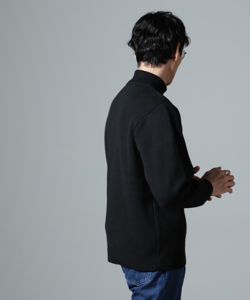 NANO universe(ナノユニバース)の「PBTストレッチタートルニット(ニット/セーター・メンズ・ネイビー/ブラック/グレー・S/M/L)」の7枚目の写真
