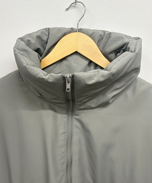 Futier land(フューティアランド)の「ウエストドロストパッファー/フェイクダウン(その他アウター・レディース・カーキ/アイボリー/ブラック・MEDIUM)」の4枚目の写真