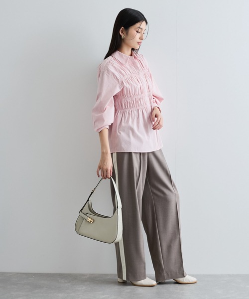 VIS（ビス）の「【新色追加】シャーリングデザインシャツ【洗える