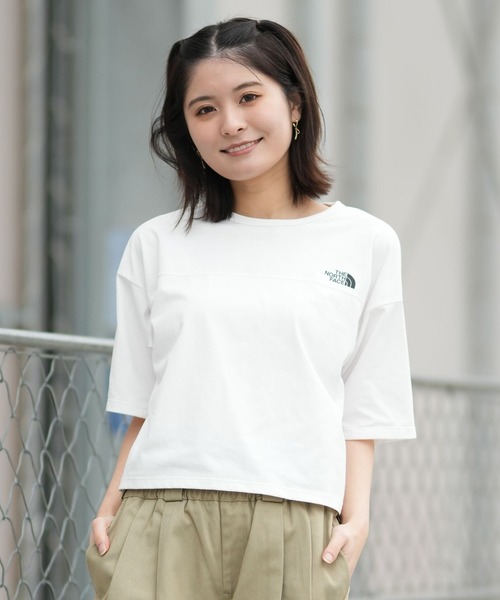 THE NORTH FACE（ザノースフェイス）の「THE NORTH FACE/ザ・ノース・フェイス シンプルロゴTシャツ NTW32597（Tシャツ/カットソー・レディース・ブラック/ホワイト/ライラック/ブルー・XL/L/M/S）」の2枚目の写真