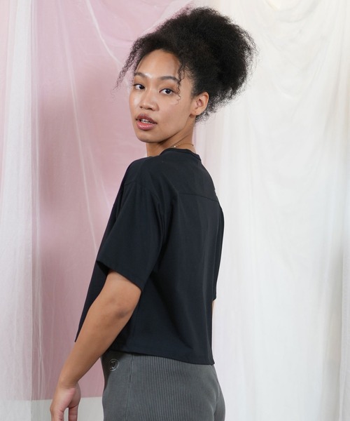 THE NORTH FACE（ザノースフェイス）の「THE NORTH FACE/ザ・ノース・フェイス シンプルロゴTシャツ NTW32597（Tシャツ/カットソー・レディース・ブラック/ホワイト/ライラック/ブルー・XL/L/M/S）」の11枚目の写真