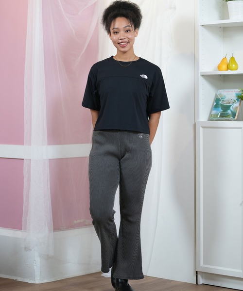 THE NORTH FACE（ザノースフェイス）の「THE NORTH FACE/ザ・ノース・フェイス シンプルロゴTシャツ NTW32597（Tシャツ/カットソー・レディース・ブラック/ホワイト/ライラック/ブルー・XL/L/M/S）」の13枚目の写真