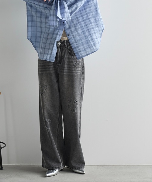 THE YOn(ザヨン)の「ハートダメージデニムパンツ(デニムパンツ・レディース・ブラック/ブルー・S/M)」の20枚目の写真