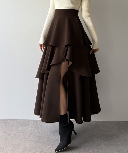 mipiarl(ミピアール)の「ハイウエストスリットティアードパンツスカート(スカート・レディース・ブラック/アイボリー/チャコール/ネイビー/グレイッシュベージュ/ブラウン・SMALL/MEDIUM/LARGE/X-LARGE)」の14枚目の写真