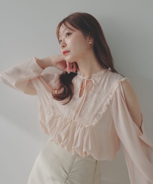 ECREL（エクレール）の「レースヨークドレープスリーブブラウス（シャツ/ブラウス・レディース・ホワイト/ピンク・FREE）」の2枚目の写真