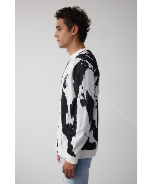 AZUL by moussy(アズールバイマウジー)の「総柄スリムフィットカーディガン(カーディガン/ボレロ・メンズ・ホワイト系その他/ブルー系その他3/ブラック系その他・LARGE/MEDIUM)」の8枚目の写真