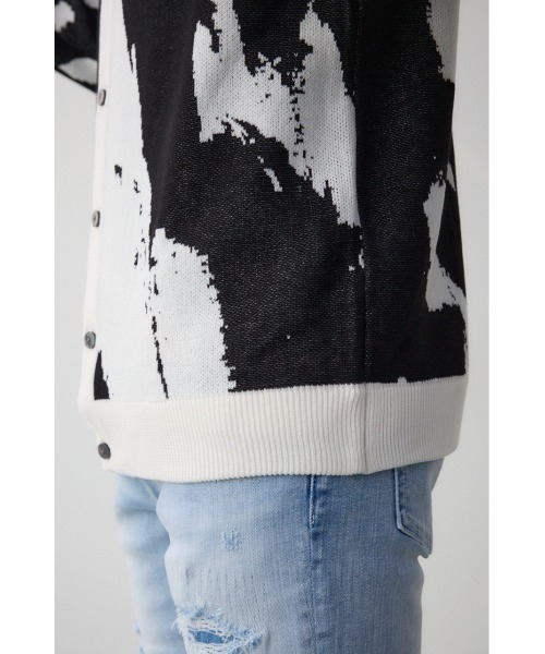 AZUL by moussy(アズールバイマウジー)の「総柄スリムフィットカーディガン(カーディガン/ボレロ・メンズ・ホワイト系その他/ブルー系その他3/ブラック系その他・LARGE/MEDIUM)」の13枚目の写真