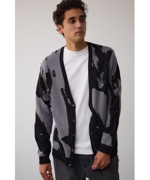 AZUL by moussy(アズールバイマウジー)の「総柄スリムフィットカーディガン(カーディガン/ボレロ・メンズ・ホワイト系その他/ブルー系その他3/ブラック系その他・LARGE/MEDIUM)」の16枚目の写真