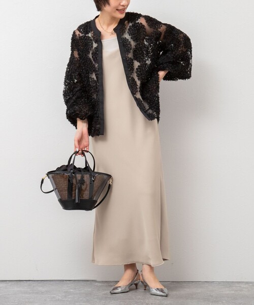 NOLLEY’S Sophi(ノーリーズソフィ)の「ウォッシャブルマットサテンキャミワンピース(ワンピース・レディース・ブラック/ベージュ・38)」の2枚目の写真