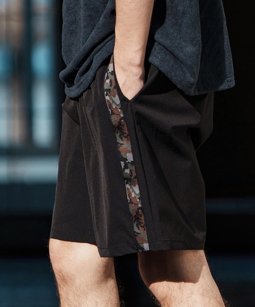 CAMBIO（カンビオ）の「mp13263-Camouflage Line Tape Nylon Short Pants ショートパンツ（その他パンツ・メンズ・カーキ/ブラック/ベージュ・S/M/L）」の2枚目の写真