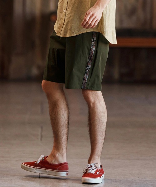 CAMBIO（カンビオ）の「mp13263-Camouflage Line Tape Nylon Short Pants ショートパンツ（その他パンツ・メンズ・カーキ/ブラック/ベージュ・S/M/L）」の6枚目の写真