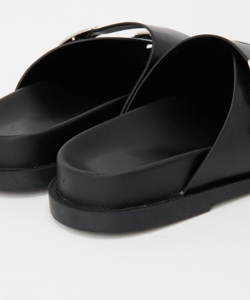 COLONY 2139（コロニートゥーワンスリーナイン）の「ワイドアッパーサンダル（サンダル・レディース・グレー/ブラック・LARGE/MEDIUM）」の10枚目の写真