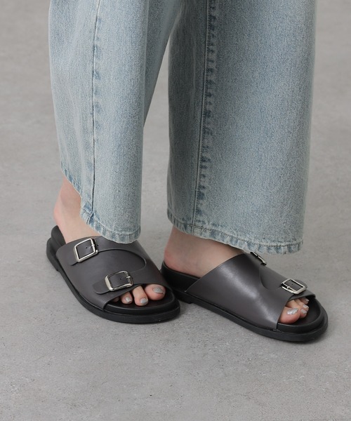 COLONY 2139（コロニートゥーワンスリーナイン）の「ワイドアッパーサンダル（サンダル・レディース・グレー/ブラック・LARGE/MEDIUM）」の20枚目の写真