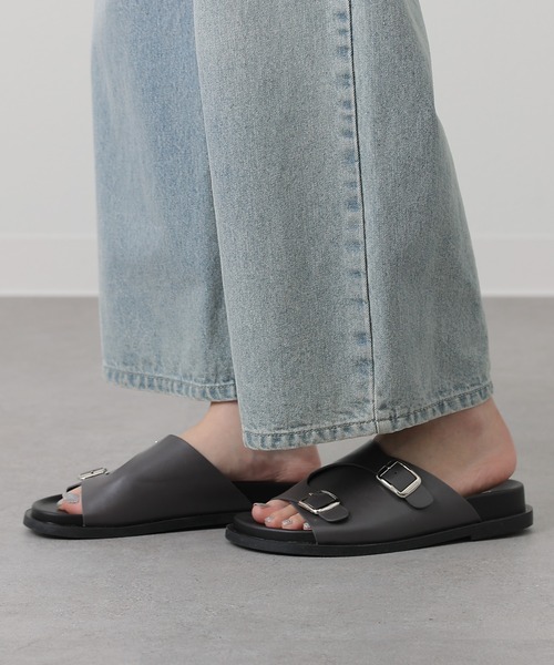 COLONY 2139（コロニートゥーワンスリーナイン）の「ワイドアッパーサンダル（サンダル・レディース・グレー/ブラック・LARGE/MEDIUM）」の21枚目の写真