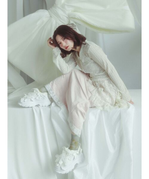 merry jenny真中まな コラボリボンスニーカー