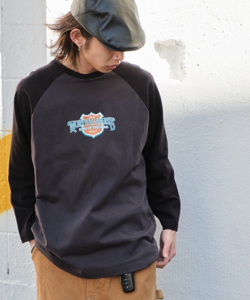 WEGO（ウィゴー）の「WEGO/リラックスフィットグラフィックラグランT（Tシャツ/カットソー・メンズ・ホワイト/ブラック・MEDIUM/LARGE）」の10枚目の写真