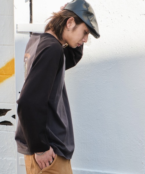 WEGO（ウィゴー）の「WEGO/リラックスフィットグラフィックラグランT（Tシャツ/カットソー・メンズ・ホワイト/ブラック・MEDIUM/LARGE）」の11枚目の写真