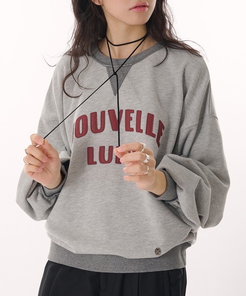 MUHET(ミュエータ)の「synthetic leather logo volume sweatshirt / 合皮ロゴボリュームスウェット(スウェット・レディース・ブラウン/杢グレー・FREE)」の7枚目の写真