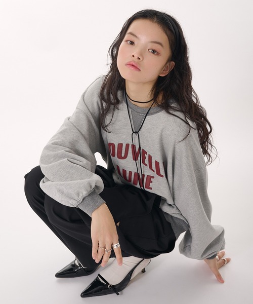 MUHET(ミュエータ)の「synthetic leather logo volume sweatshirt / 合皮ロゴボリュームスウェット(スウェット・レディース・ブラウン/杢グレー・FREE)」の8枚目の写真