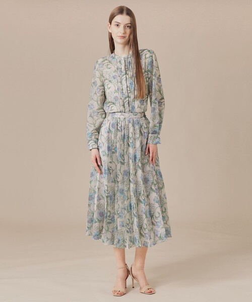 MACKINTOSH LONDON(マッキントッシュ ロンドン)の「【婦人画報掲載】【BIBURY FLOWER】ドローイングカラーバイブリーフラワーブラウス(シャツ/ブラウス・レディース・ピンク系その他2/ブルー・40/38)」の10枚目の写真