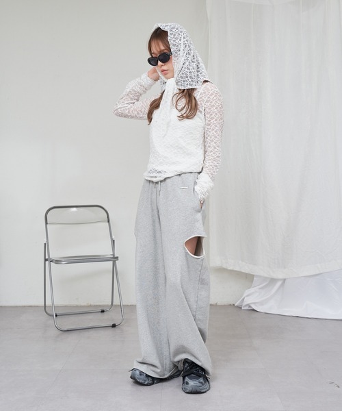 RAY CASSIN（レイカズン）の「【スカーフ付き】レーストップス インナーセット（Tシャツ/カットソー・レディース・ホワイト/ブラック/ベージュ・FREE）」の7枚目の写真