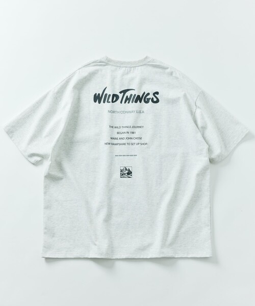 FREAK'S STORE（フリークスストア）の「限定展開 WILD THINGS×FREAK'S STORE/ワイルドシングス 別注 ビッグシルエット ロゴバックプリント クルーネック Tシャツ/リフレクタープリント（Tシャツ/カットソー・メンズ・アッシュグレー/ブラック/グレイッシュベージュ/ホワイト・SMALL/MEDIUM/LARGE）」の7枚目の写真