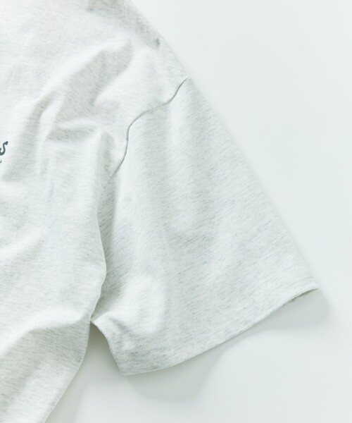 FREAK'S STORE（フリークスストア）の「限定展開 WILD THINGS×FREAK'S STORE/ワイルドシングス 別注 ビッグシルエット ロゴバックプリント クルーネック Tシャツ/リフレクタープリント（Tシャツ/カットソー・メンズ・アッシュグレー/ブラック/グレイッシュベージュ/ホワイト・SMALL/MEDIUM/LARGE）」の11枚目の写真