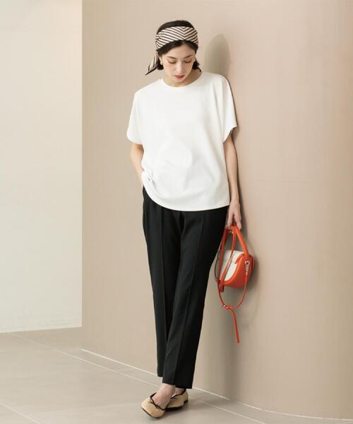 OPAQUE.CLIP（オペークドットクリップ）の「ストレッチリネンライク美脚テーパードパンツ【洗濯機洗い可/吸水速乾】（その他パンツ・レディース・ピンク/ネイビー/ブラック/ブラウン系その他・36/38/40/42）」の19枚目の写真