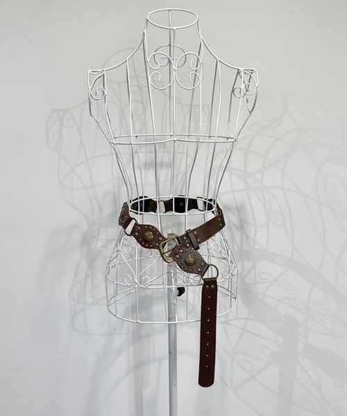 lilful（リルフル）の「グランジ ヴィンテージデザインベルト（ベルト・レディース・ブラウン・F）」の9枚目の写真