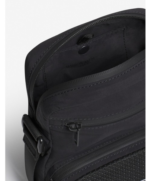【MAISON KITSUNE】FLASH FOX ショルダーバッグ セール】FLASH FOX CROSSBODY POUCH（ショルダーバッグ