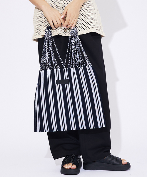 ABAHOUSE（アバハウス）の「【MOON BIRD/ムーンバード】手織りハンモックバッグ/ユニセックス（トートバッグ・メンズ・その他5/その他7/その他8/その他6/その他1/その他2/その他3/その他4・フリー）」の2枚目の写真