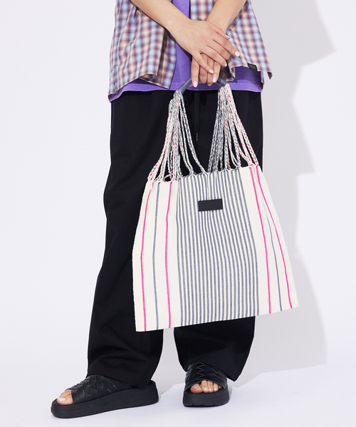 ABAHOUSE（アバハウス）の「【MOON BIRD/ムーンバード】手織りハンモックバッグ/ユニセックス（トートバッグ・メンズ・その他5/その他7/その他8/その他6/その他1/その他2/その他3/その他4・フリー）」の3枚目の写真