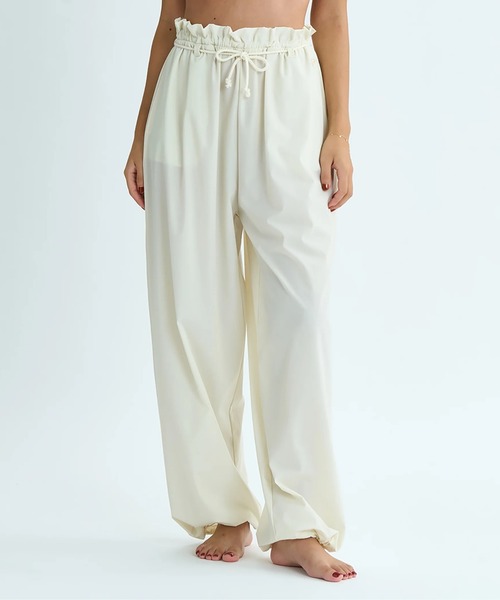 ROXY（ロキシー）の「YES SEA PANTS /ロキシー水陸両用ストレッチUVカット速乾塩素対応ドローコード付きワイドパンツ（水着）（ラッシュガード・レディース・ベージュ/ブラック・MEDIUM/LARGE/SMALL）」の8枚目の写真