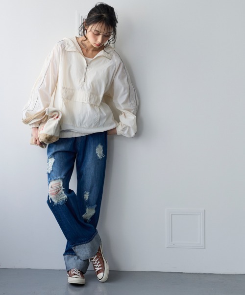 SMILE LAND（スマイルランド）の「＜大きいサイズ＞エアーナイロン配色パイピングアノラックパーカー（はっ水）（ナイロンジャケット・レディース・アイボリー/モカ/ブラック・L/LL/3L/4L/5L）」の6枚目の写真