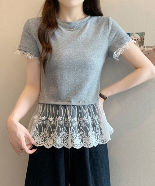 Doux Belle(ドゥーベル)の「袖レースシアーカットソー(Tシャツ/カットソー・レディース・ホワイト/ブラック/グレー・MEDIUM)」の1枚目の写真