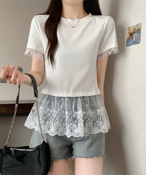 Doux Belle(ドゥーベル)の「袖レースシアーカットソー(Tシャツ/カットソー・レディース・ホワイト/ブラック/グレー・MEDIUM)」の2枚目の写真