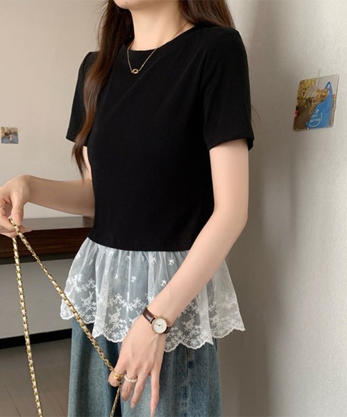 Doux Belle(ドゥーベル)の「袖レースシアーカットソー(Tシャツ/カットソー・レディース・ホワイト/ブラック/グレー・MEDIUM)」の3枚目の写真