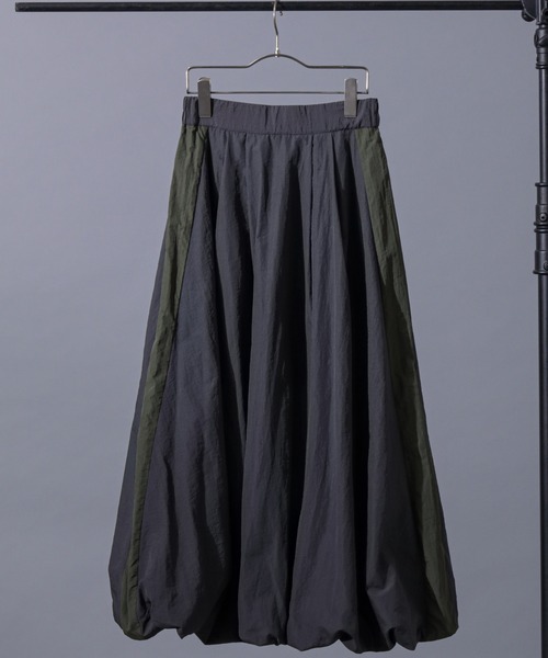 ROSE BUD(ローズバッド)の「SIDELINE BALLOON SKIRT(スカート・レディース・グレー/ベージュ/ホワイト・ONE SIZE)」の8枚目の写真