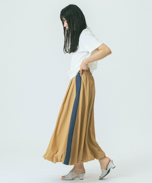 ROSE BUD(ローズバッド)の「SIDELINE BALLOON SKIRT(スカート・レディース・グレー/ベージュ/ホワイト・ONE SIZE)」の16枚目の写真