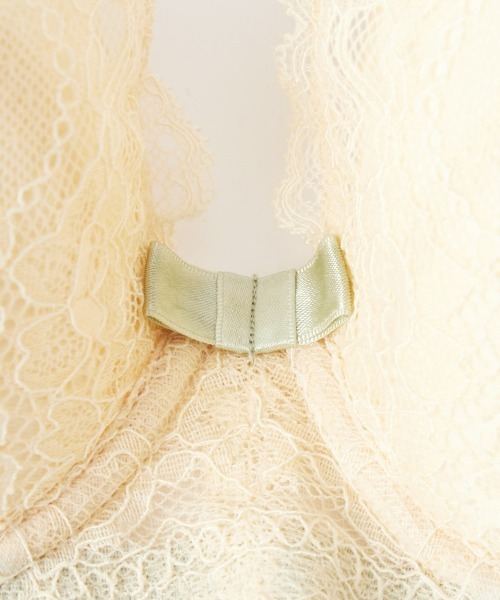 Nissen glamor(ニッセングラマー)の「【大きい胸】高嶺のフルカップブラジャー 脇高 配色レース(DEFGカップ)(ブラジャー・レディース・アイボリー/チャコールグレー・D70/D75/E70/E75/F70/F75/G85/F90/E100/F95/F100/G100/G80/D85/D95/E85/E90/F85/D90/E80/D80/F80/G70/G75/G90)」の10枚目の写真