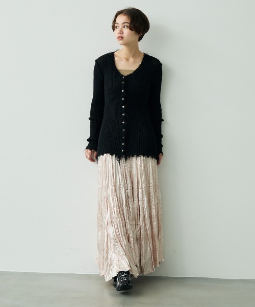 Clum(クルム)の「Crinkle flare long skirt / クリンクルフレアロングスカート(スカート・レディース・ブラック/ピンクベージュ・FREE)」の8枚目の写真