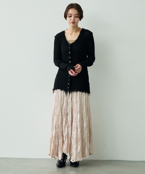 Clum(クルム)の「Crinkle flare long skirt / クリンクルフレアロングスカート(スカート・レディース・ブラック/ピンクベージュ・FREE)」の7枚目の写真